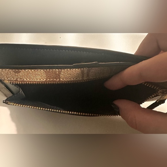Coach Wallet - Picture 2 of 4